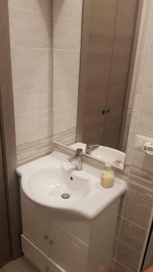 Apartamento 5min From Central Station Milán